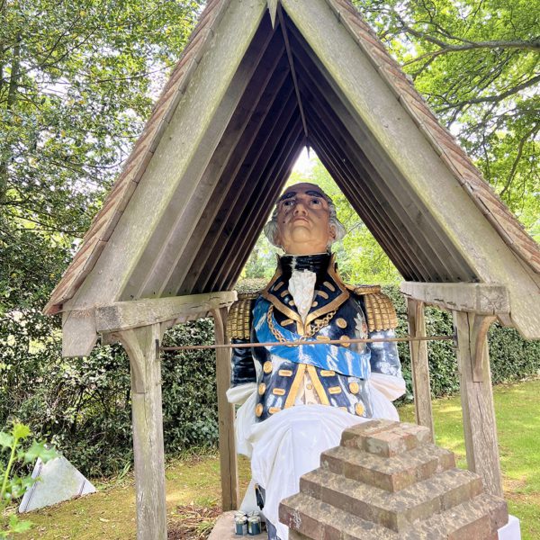 ship figurehead at Pipers the Lee